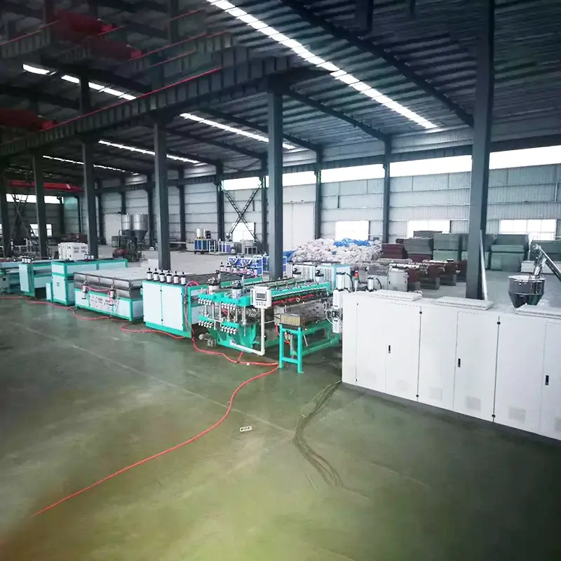 PP PE ABS PU Sheet Ekstrusi Produksi: Berikan Plastik Kehidupan Baru！